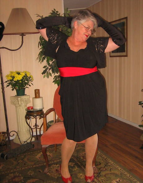 TAC Amateurs offers a free pic gallery with Girdle Goddess xxx gallery 272763