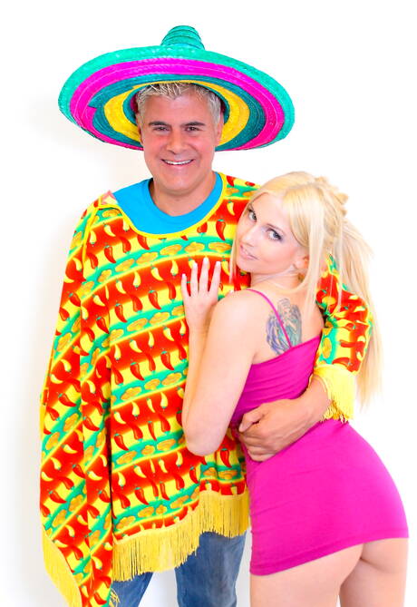 Immoral Live are proud to present you with a free pictures featuring Christie Stevens and Porno Dan in boy fuck girl action